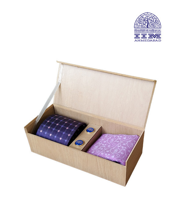 TIE SET- WOODEN BOX